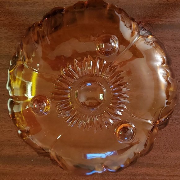 Vtg/MCM/Retro 70s Amber Indian Glass Serving Footed Bowl Flower/Sunflower Design - Picture 3 of 4